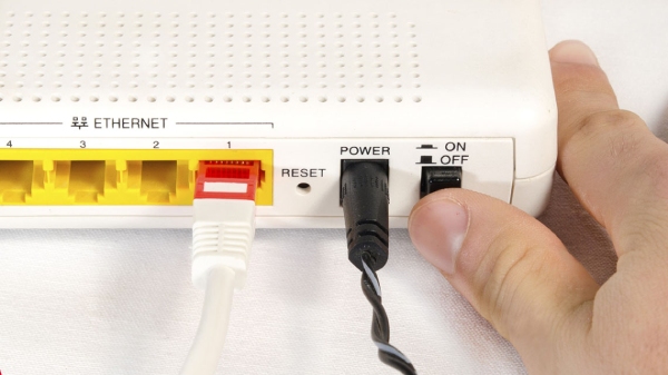 Rút dây modem và kiểm tra lại đường truyền Internet